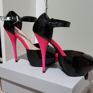 De Blossom Collection, Size 6 in Women's, Black and Pink